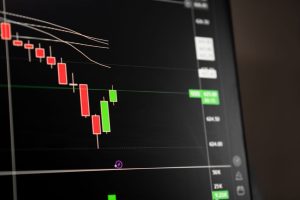 西華産業（8061）が急反落、東京産業株取得で注目集まる機械商社
