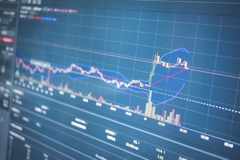 リミックスポイント株が前日比37%高、25日線を回復し52週レンジ中央へ